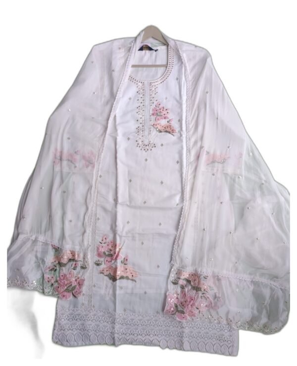 Masleen Off-White 3-Pc Suit Set with Linning